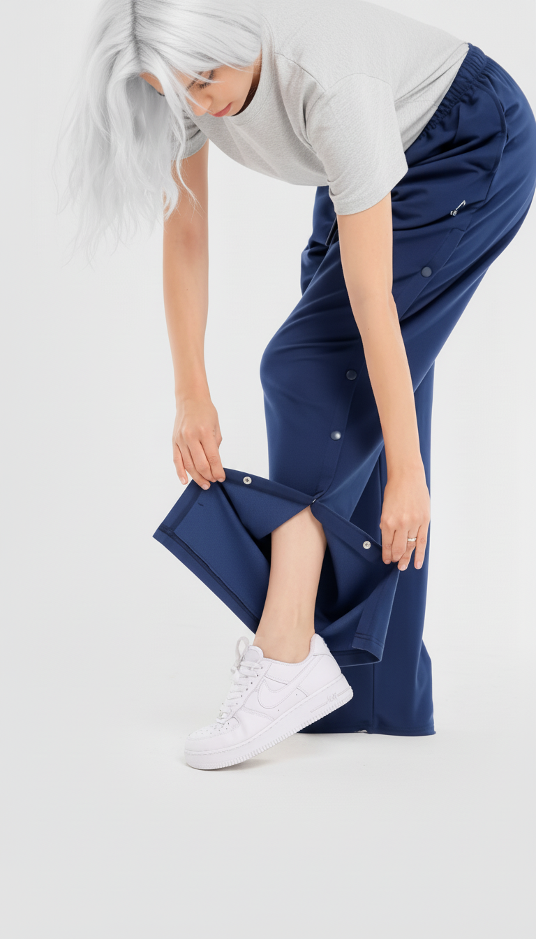 ComfortCure Adaptive Orthopädie-Pflegehose - mit Druckknöpfen, Navy, Vorderansicht, Druckknöpfe am Beinabschluss geöffnet