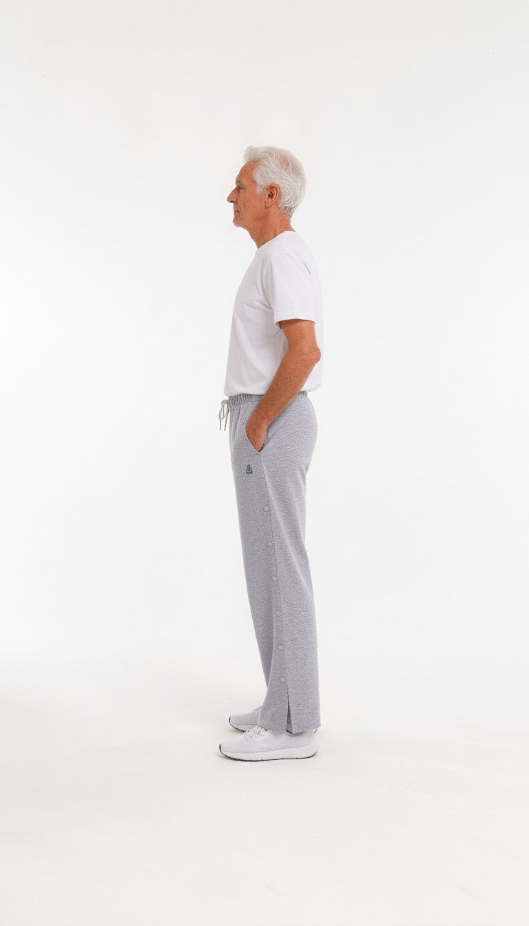 ComfortCure Adaptive Orthopädie-Pflegehose - mit Druckknöpfen, Grau meliert, Seitenansicht, älterer Mann