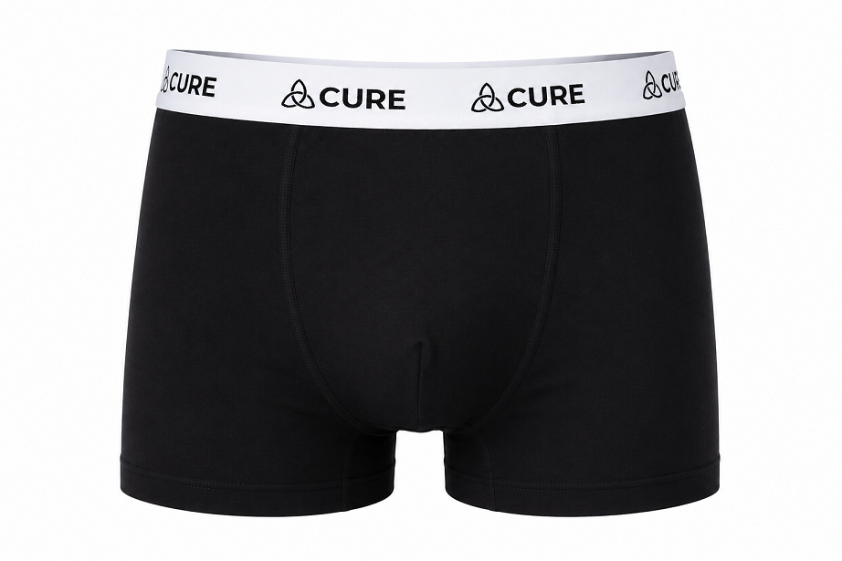 ComfortCure Adaptive auslaufsichere Herren-Boxershorts, Schwarz, Vorderansicht, freigestellt mit weißem Markenbund